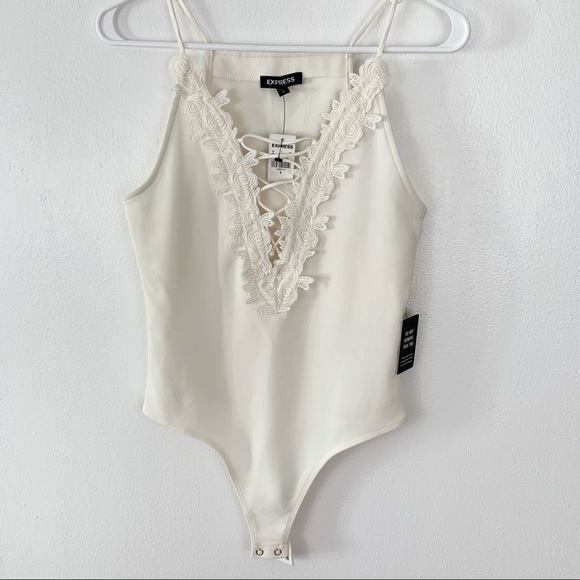 Express ivory deep plunge body suit - Picture 7 of 8